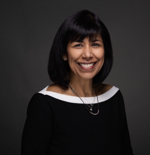  Dina Khemlani Hetherington 