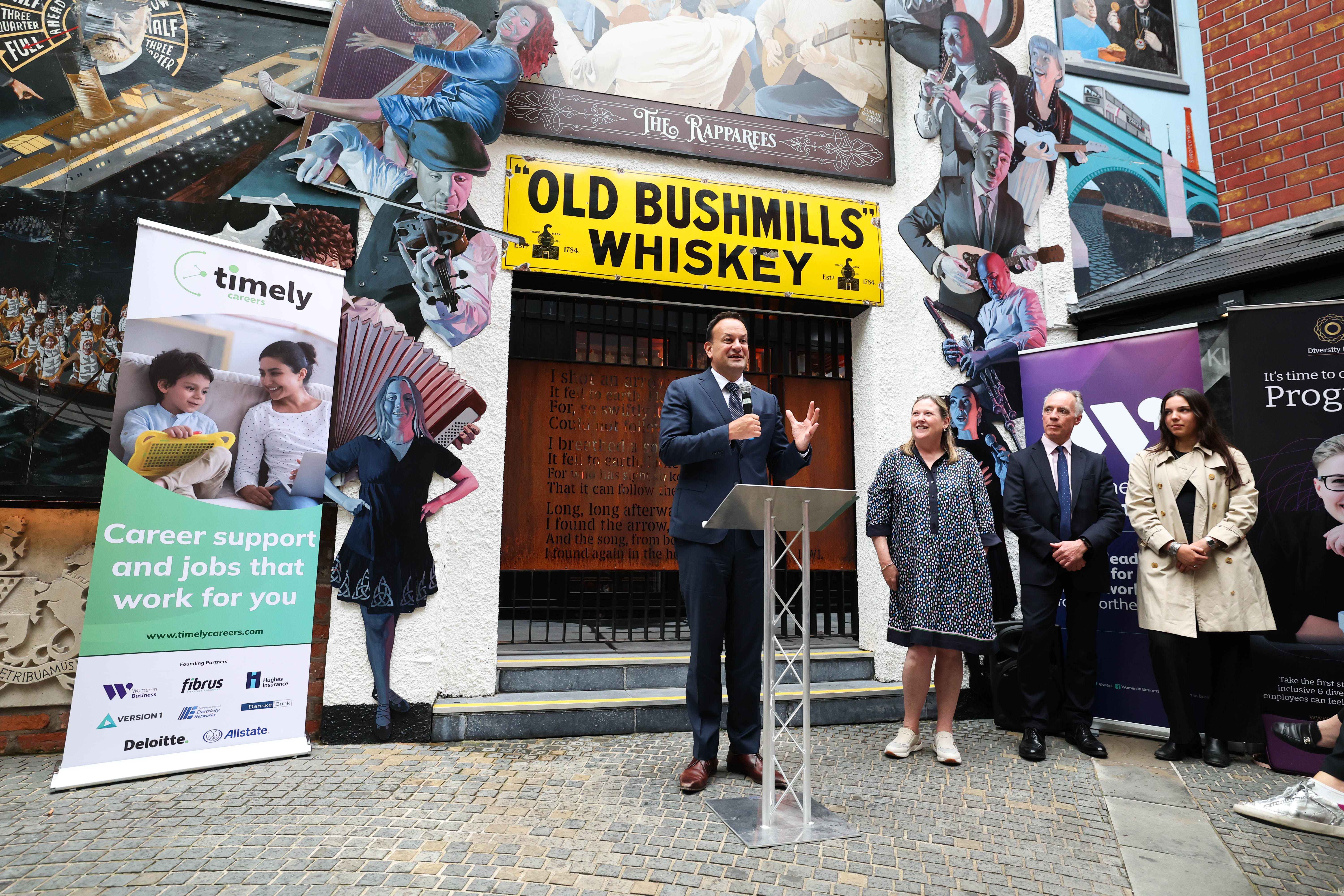 Taoiseach Leo Varadkar meets the WiB Group