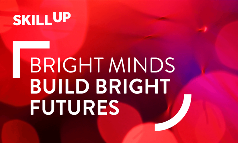 Discover a brighter future with free post graduate courses at Queen’s University
